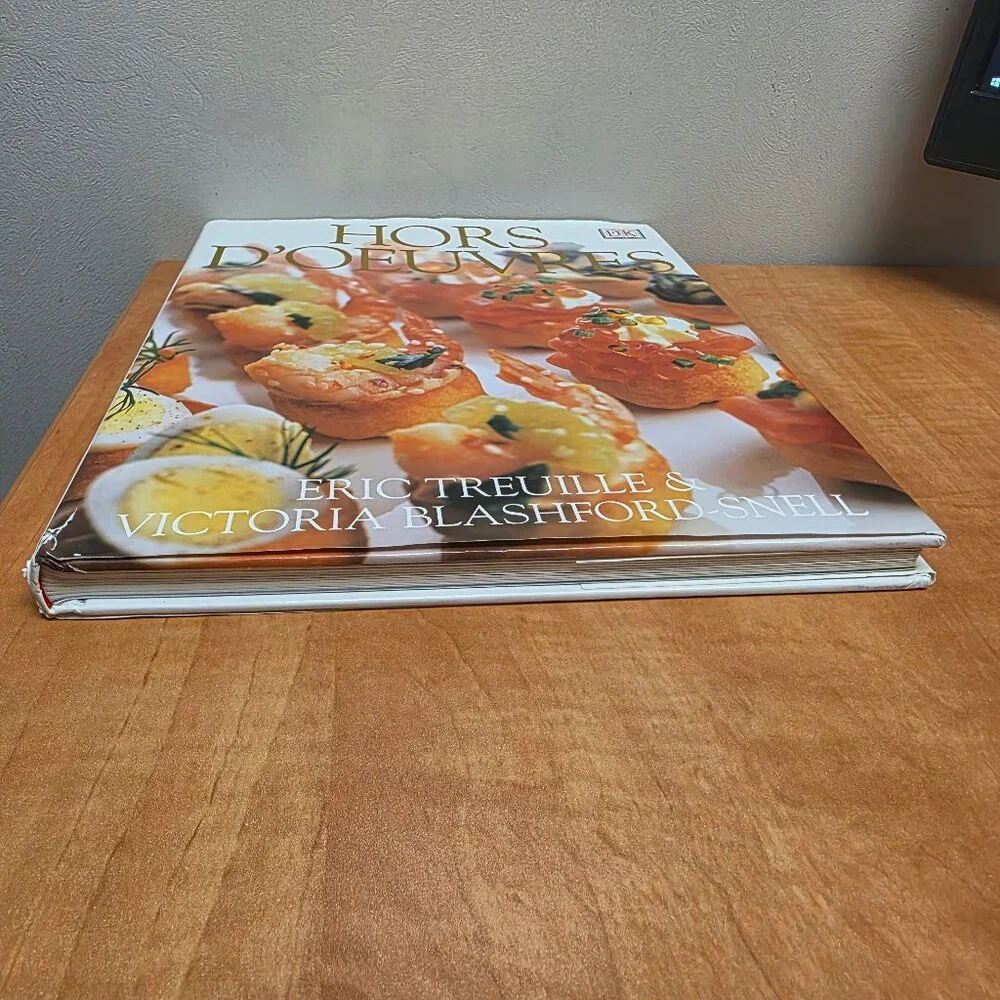 Hors D'oeuvres Cookbook 1999 Edition (Hard Cover)